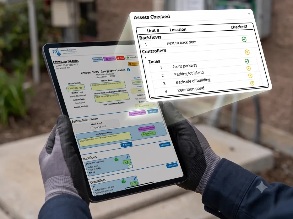 Una revisión abierta en la aplicación con un escudo de Positive Assurance con código de color junto a cada activo: verde cuando se revisaron todos y amarillo cuando solo se revisaron algunos.